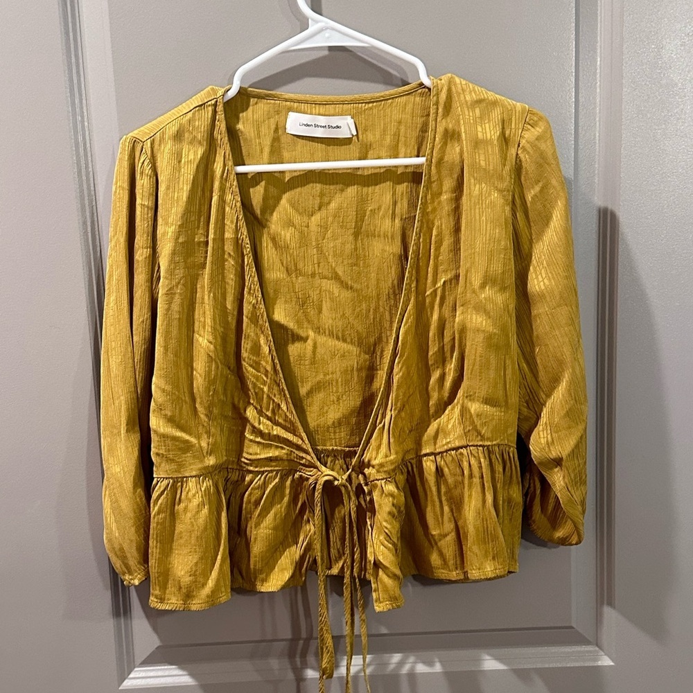 Yellow tie wrap blouse cropped